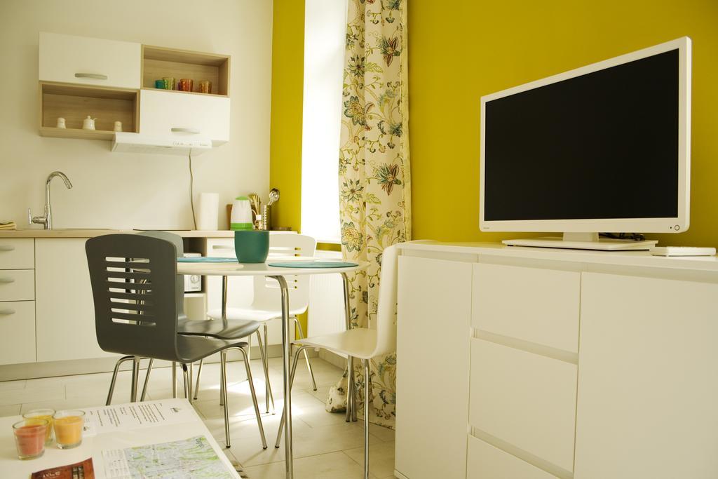 Flowers City Center Apartments Загреб Стая снимка